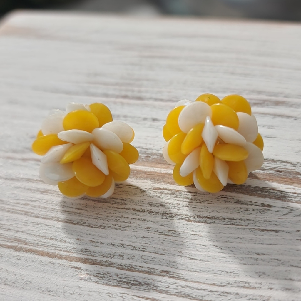 Vintage Signed Hong Kong Cluster Earrings